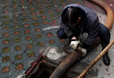 保定涞水高压清洗管道公司分享下为什么要高压清洗板换